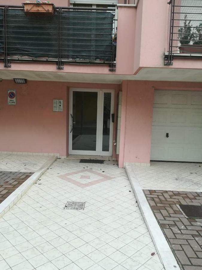 Vista Mare Apartment Rimini Luaran gambar